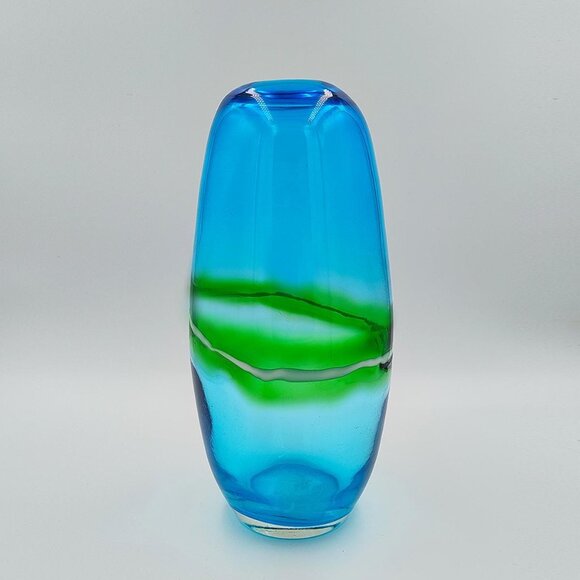 1970s Luxury Handcrafted Green and Blue Vase in Murano Glass. Made in Italy - Picture 6 of 10
